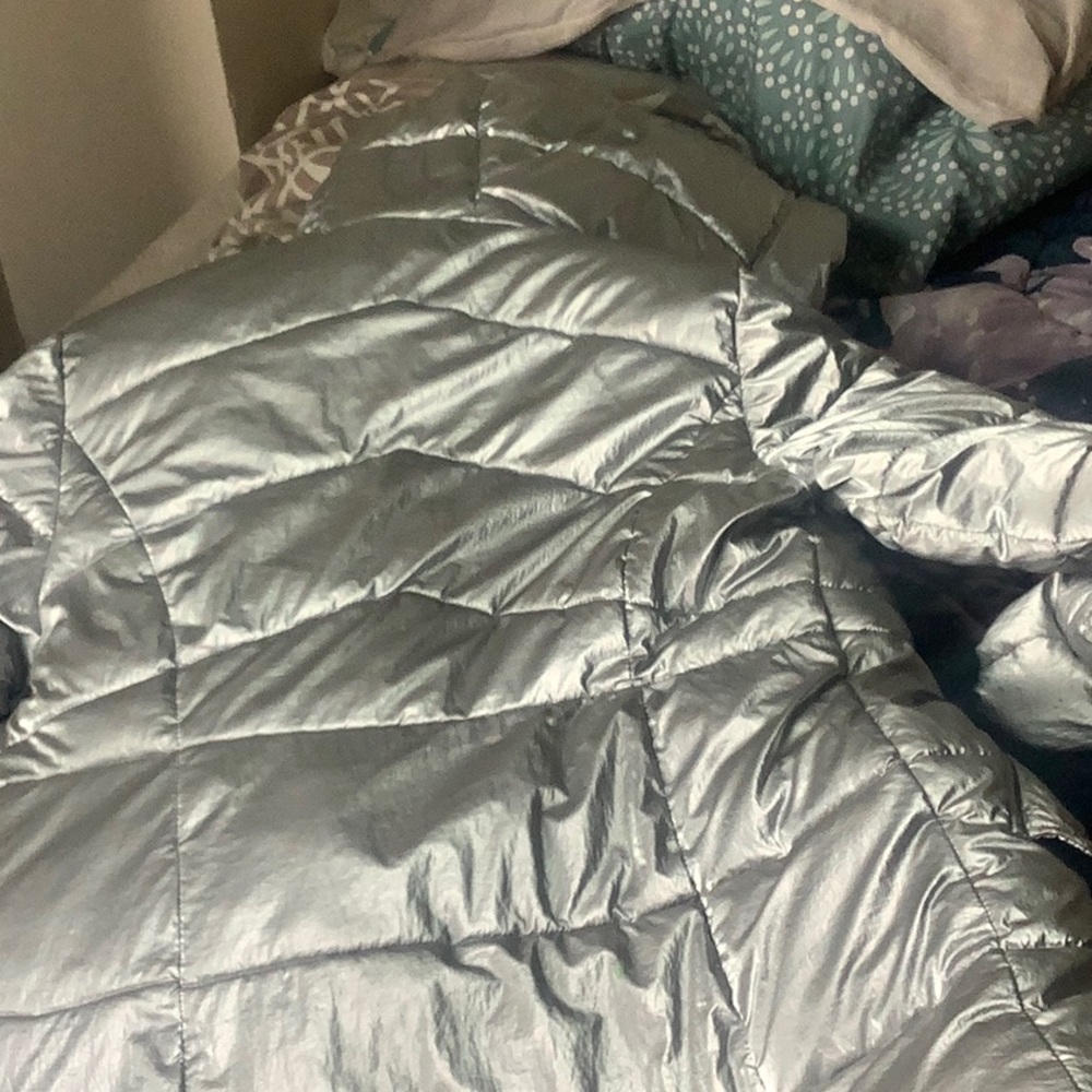 MICHAEL Michael Kors Silver Puffer Jacket - Picture 10 of 10